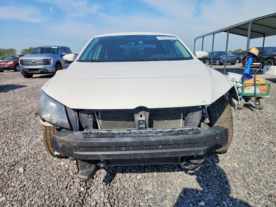 Photo 5 from auction – 2014 VOLKSWAGEN PASSAT with VIN 1VWBP7A37EC004331