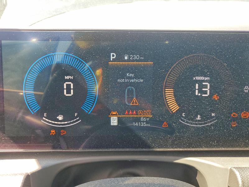 Photo 9 from auction – 2025 HYUNDAI TUCSON with VIN 5NMJFCDE0SH606069