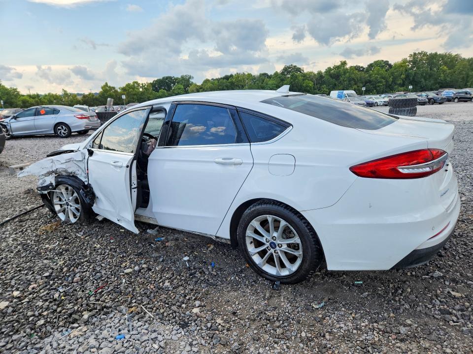 Foto 2 de la subasta – 2019 FORD FUSION con VIN 3FA6P0LU9KR182794