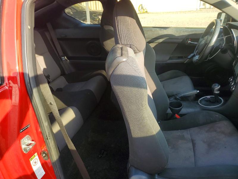 Photo 10 from auction – 2016 SCION TC with VIN JTKJF5C79GJ019930