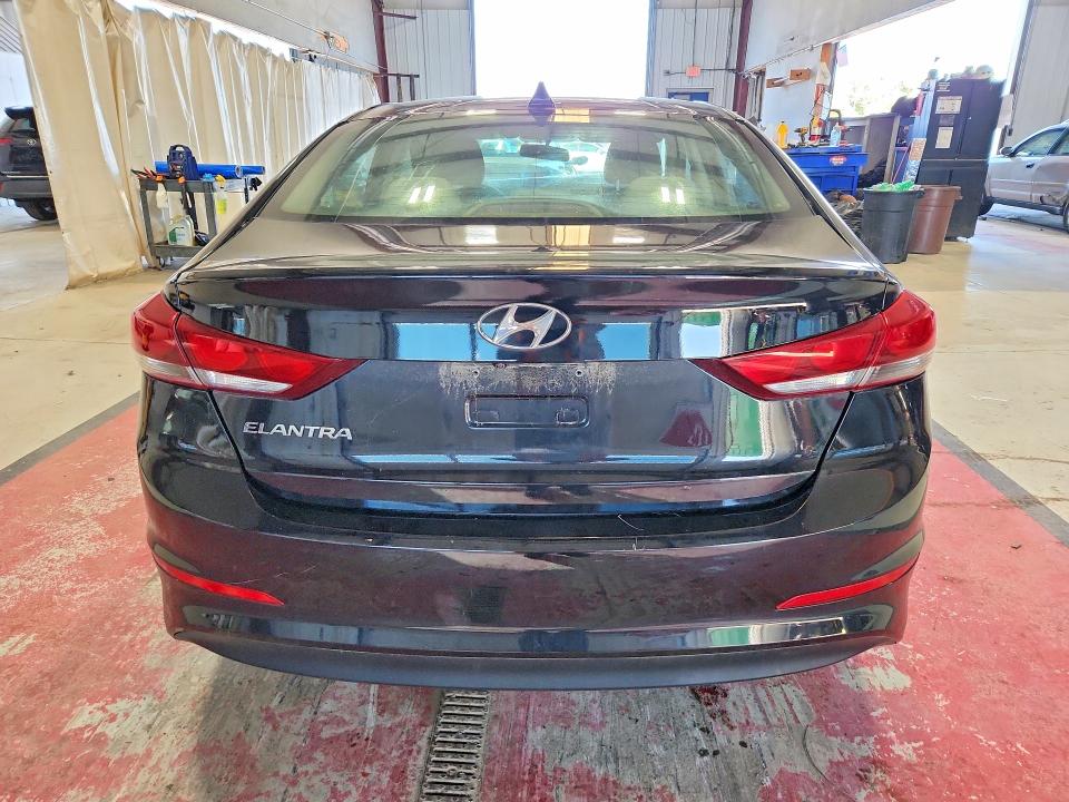 Photo 6 from auction – 2017 HYUNDAI ELANTRA with VIN 5NPD84LF6HH158181