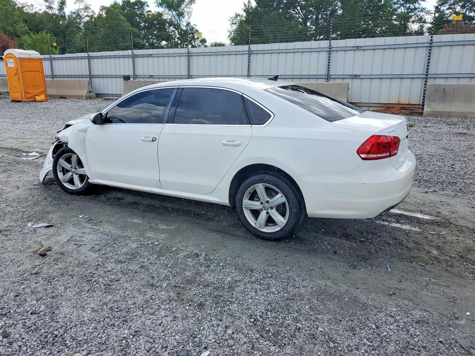 Photo 2 from auction – 2012 VOLKSWAGEN PASSAT with VIN 1VWBH7A32CC060672