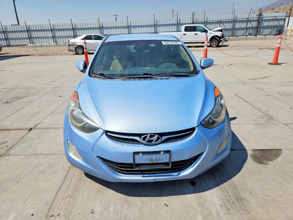 Photo 5 from auction – 2012 HYUNDAI ELANTRA with VIN KMHDH4AE2CU304502