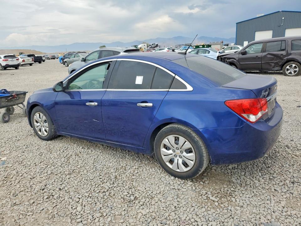 Photo 2 from auction – 2013 CHEVROLET CRUZE with VIN 1G1PA5SH6D7301034