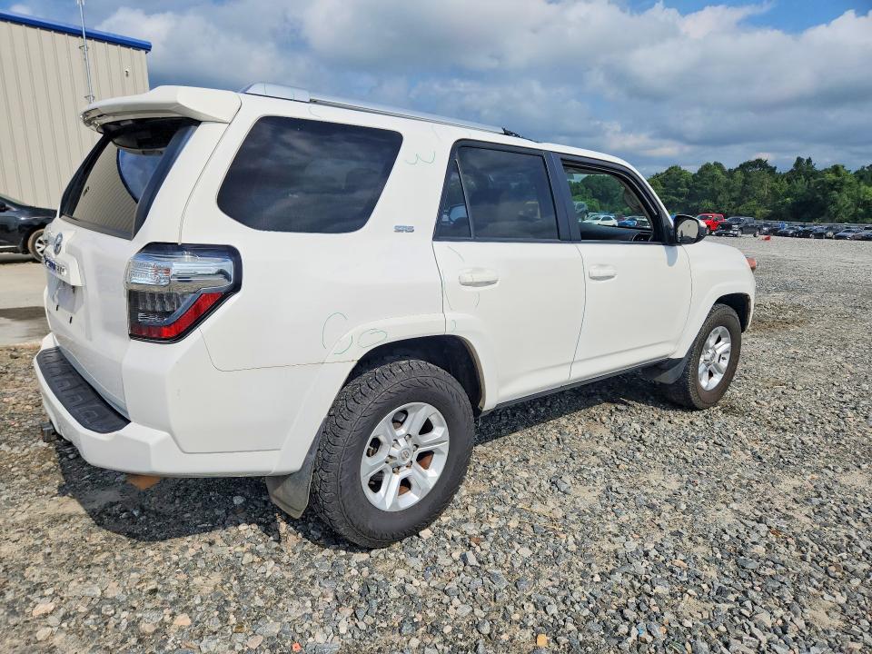 Photo 3 from auction – 2016 TOYOTA 4RUNNER with VIN JTEZU5JR3G5113746