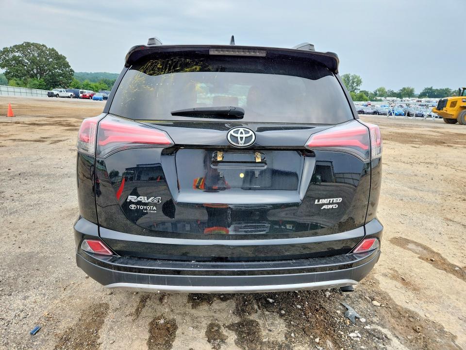 Photo 6 from auction – 2018 TOYOTA RAV4 with VIN 2T3DFREV9JW756741