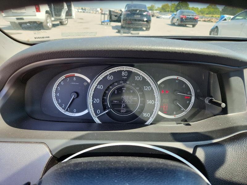 Photo 9 from auction – 2015 HONDA ACCORD with VIN 1HGCR2F37FA013090