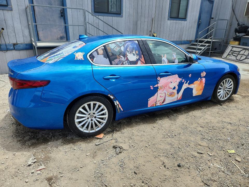 Photo 3 from auction – 2021 ALFA ROMEO GIULIA with VIN ZARFAMAN1M7643825