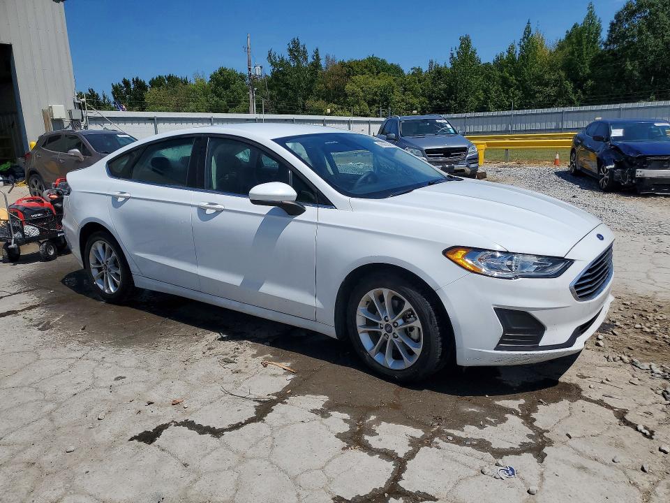 Zdjęcie 4 z aukcji – 2019 FORD FUSION z VIN 3FA6P0HD3KR267316