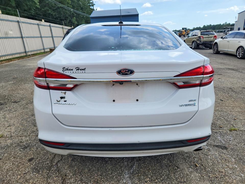 Photo 6 from auction – 2018 FORD FUSION with VIN 3FA6P0LU2JR192811