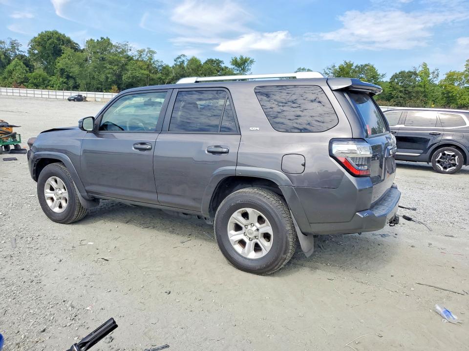 Photo 2 from auction – 2014 TOYOTA 4RUNNER with VIN JTEZU5JR5E5070962