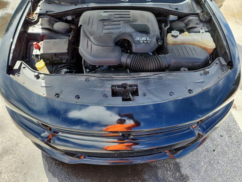 Photo 11 from auction – 2019 DODGE CHARGER with VIN 2C3CDXBG3KH546797