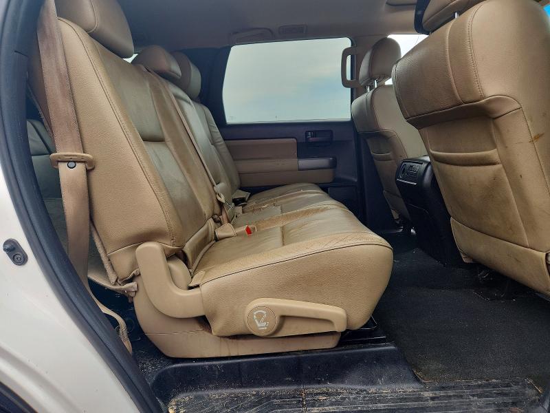 Photo 11 from auction – 2015 TOYOTA SEQUOIA with VIN 5TDBW5G14FS125365