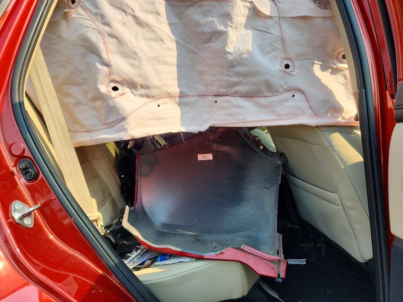 Photo 11 from auction – 2018 HONDA CR-V with VIN 2HKRW2H88JH661758