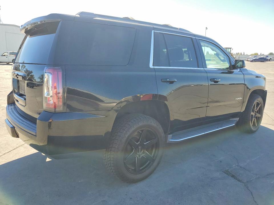 Photo 3 from auction – 2016 GMC YUKON with VIN 1GKS2BKCXGR114796