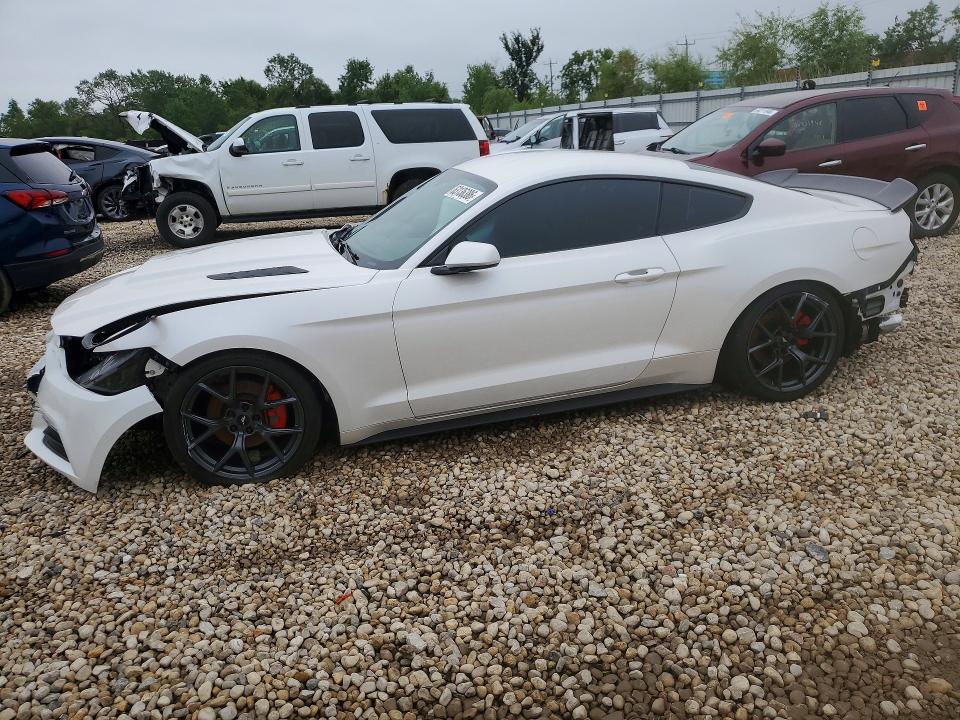 FORD MUSTANG 2017 with VIN 1FA6P8AM5H5302426 - Photo from auction