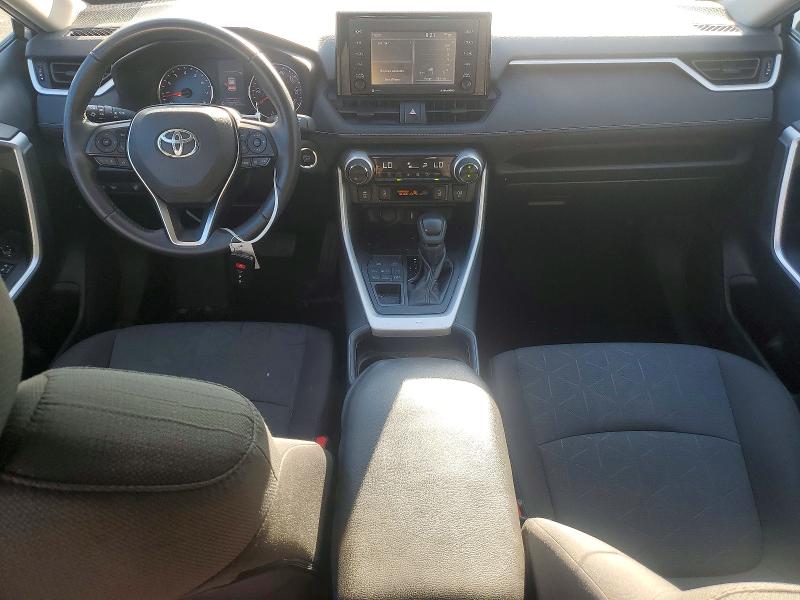 Photo 8 from auction – 2020 TOYOTA RAV4 with VIN 2T3P1RFV5LW124509