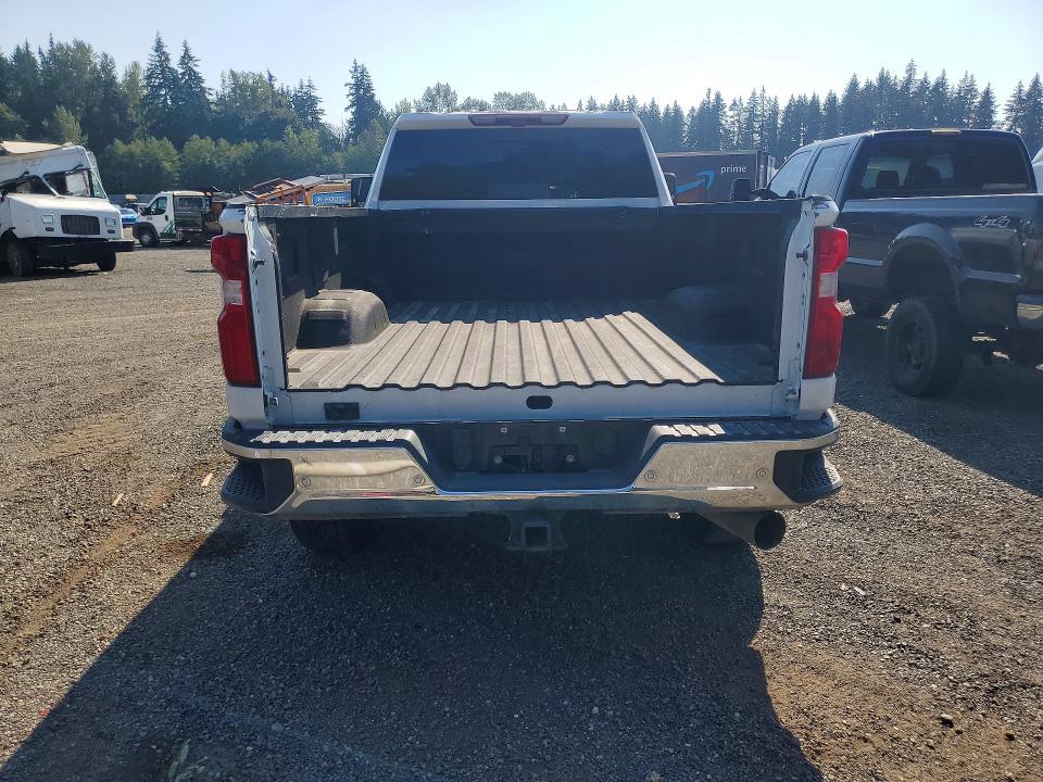 Photo 6 from auction – 2021 CHEVROLET SILVERADO with VIN 1GC4YPEY3MF270716