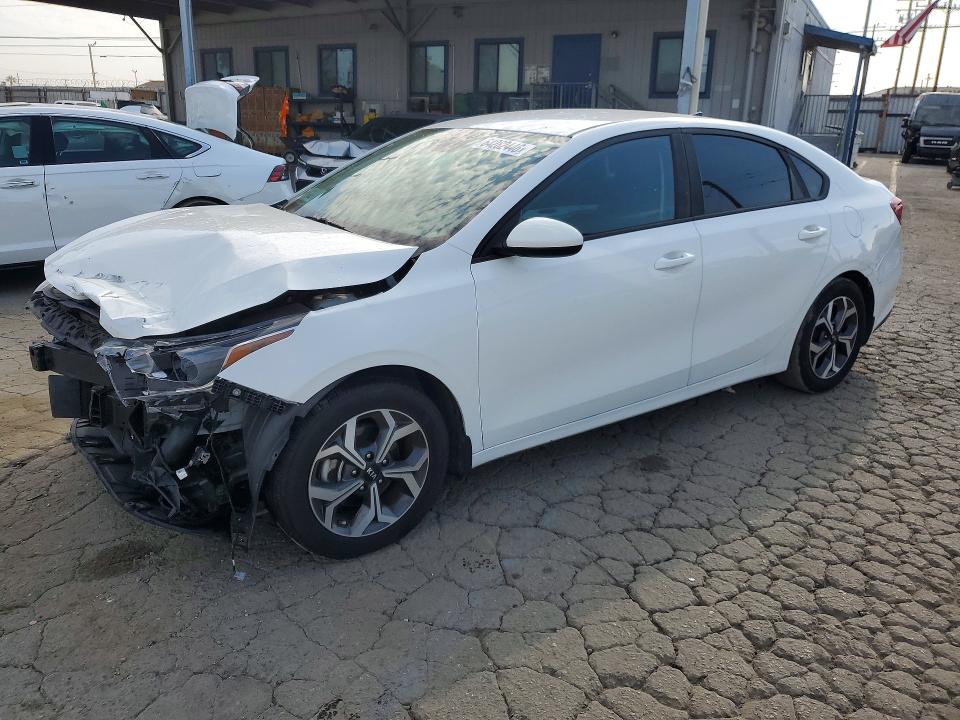 KIA FORTE 2021 with VIN 3KPF24AD1ME391220 - Photo from auction