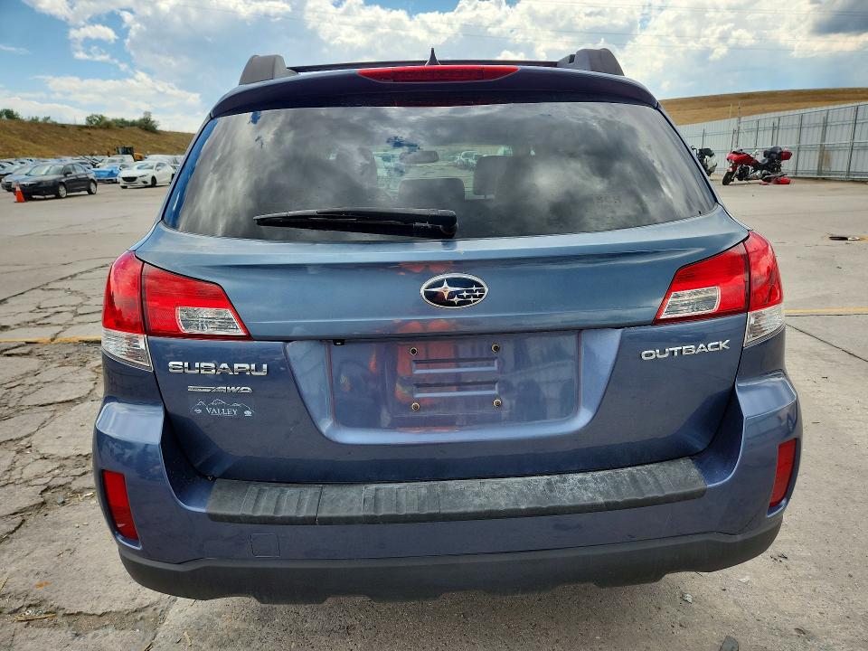 Photo 6 from auction – 2014 SUBARU OUTBACK with VIN 4S4BRCLC0E3322354