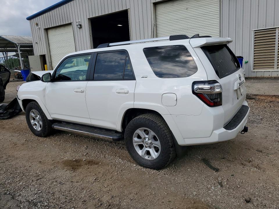 Photo 2 from auction – 2019 TOYOTA 4RUNNER with VIN JTEZU5JR7K5208786