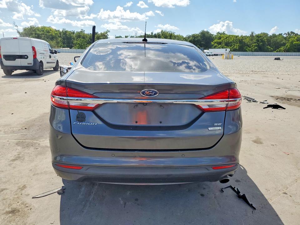Photo 6 from auction – 2018 FORD FUSION with VIN 3FA6P0HD6JR264697