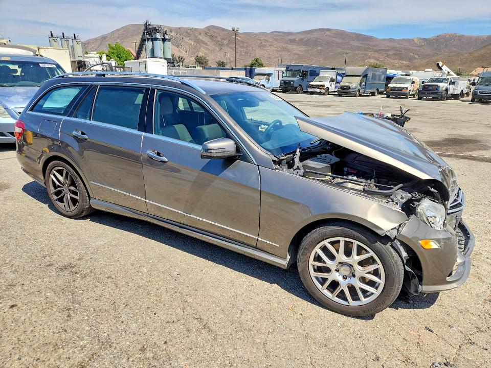 Photo 4 from auction – 2013 MERCEDES-BENZ E with VIN WDDHH8JB8DA675403