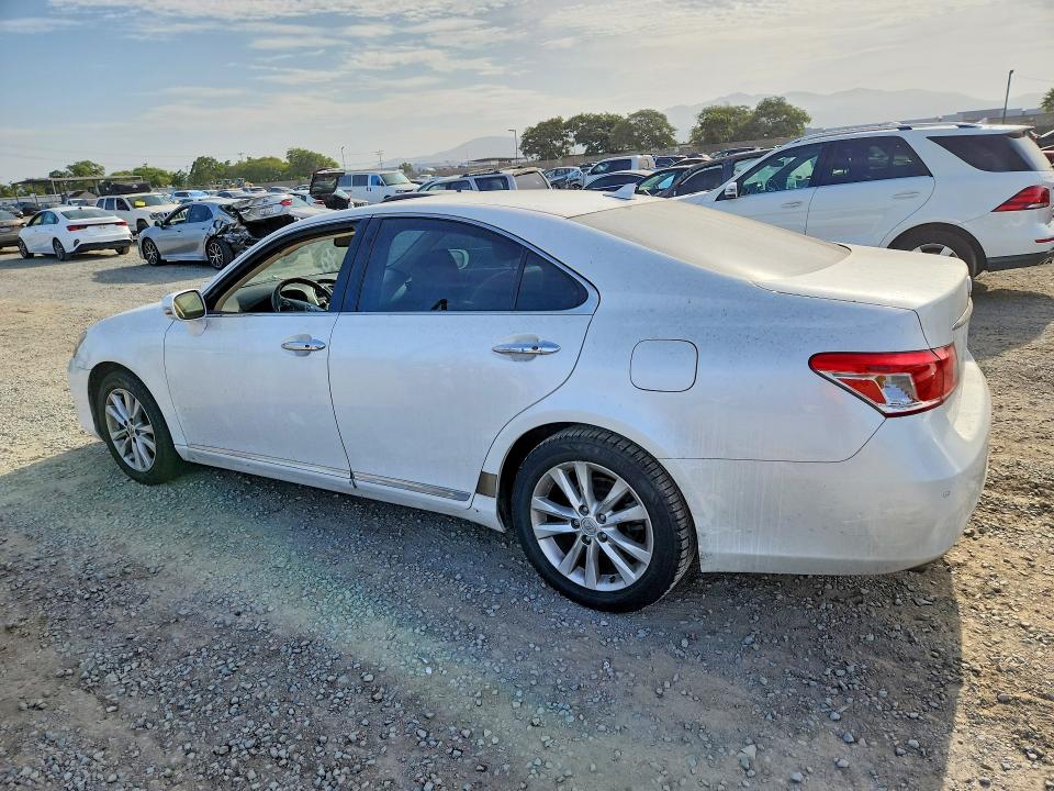 Photo 2 from auction – 2011 LEXUS ES with VIN JTHBK1EG4B2421014