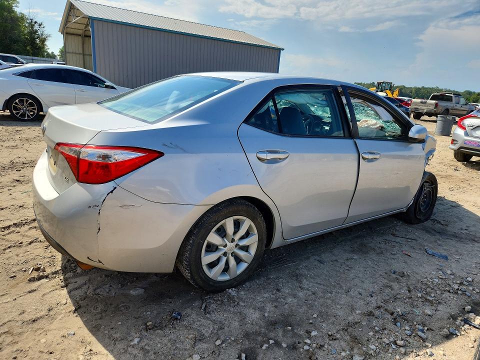 Photo 3 from auction – 2015 TOYOTA COROLLA with VIN 2T1BURHEXFC322354