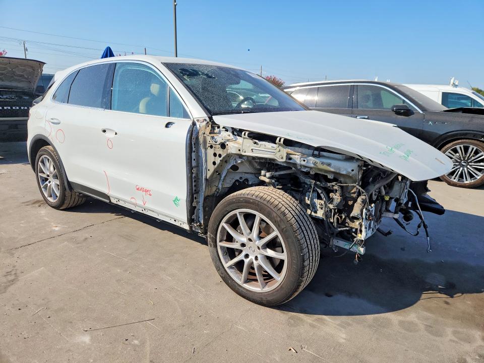 Photo 4 from auction – 2019 PORSCHE CAYENNE with VIN WP1AA2AY9KDA12952