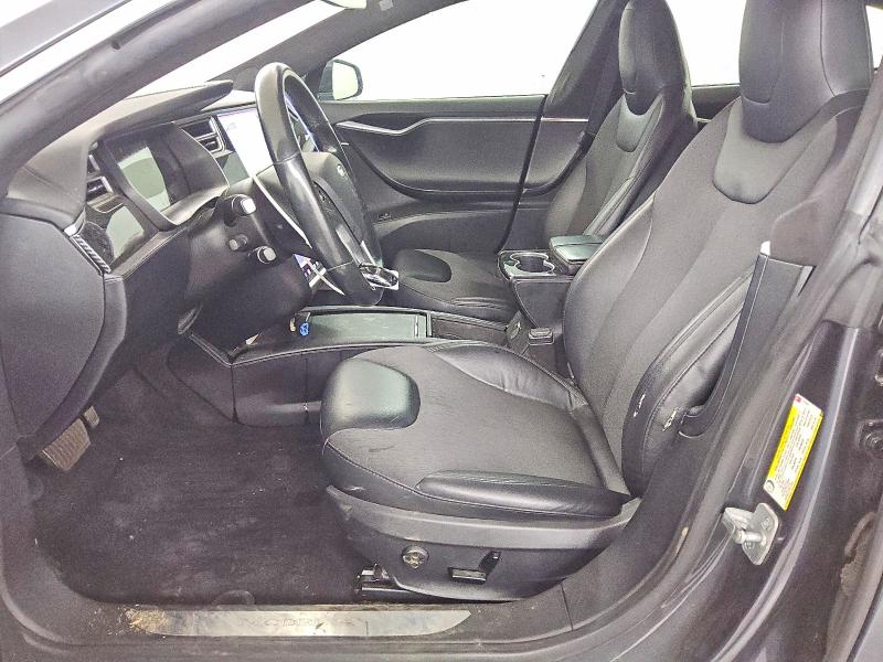 Photo 7 from auction – 2016 TESLA MODEL S with VIN 5YJSA1E28GF157552
