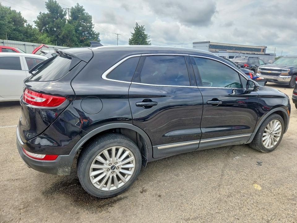 Photo 3 from auction – 2019 LINCOLN MKC with VIN 5LMCJ1D94KUL51846