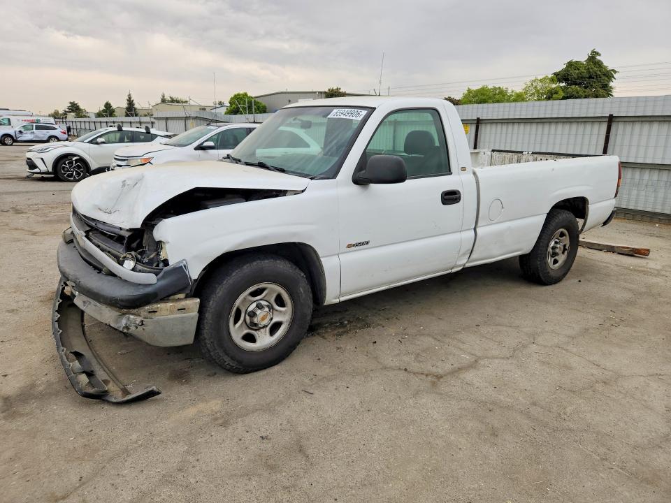 CHEVROLET SILVERADO 2001 with VIN 1GCEC14W21Z117349 - Photo from auction