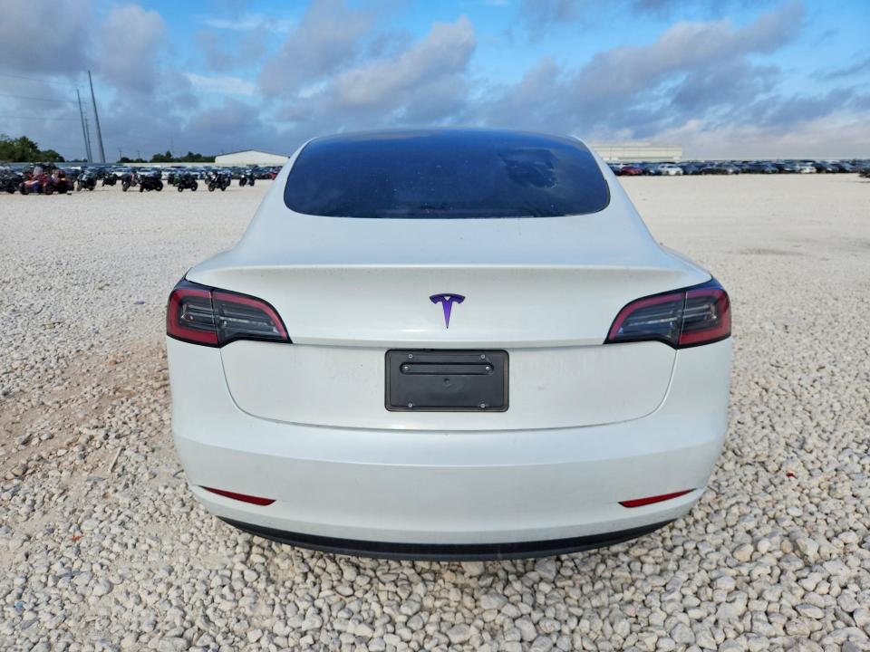 Foto 6 de la subasta – 2023 TESLA MODEL 3 con VIN 5YJ3E1EAXPF563851