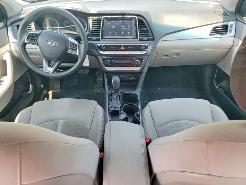 Photo 8 from auction – 2018 HYUNDAI SONATA with VIN 5NPE24AF3JH601403