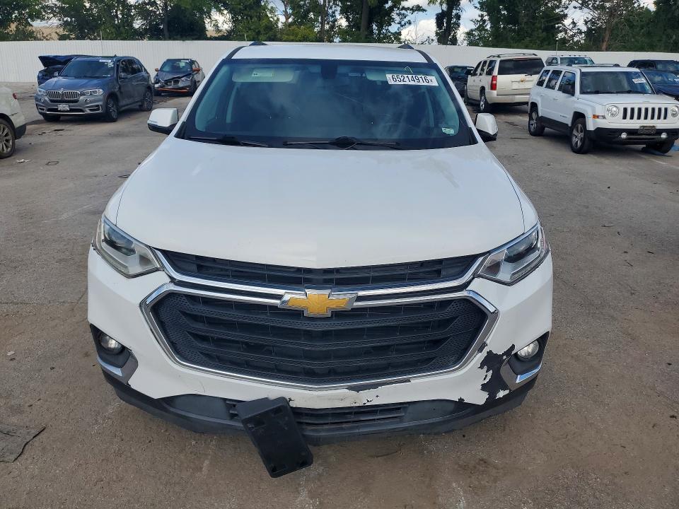 Photo 5 from auction – 2018 CHEVROLET TRAVERSE with VIN 1GNERGKW1JJ276762