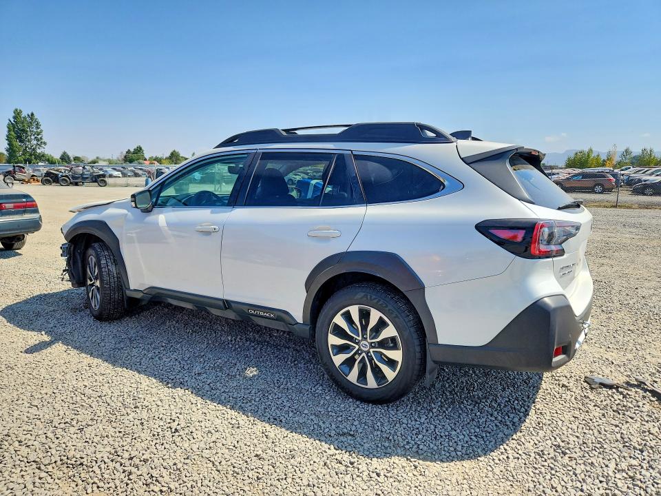 Photo 2 from auction – 2023 SUBARU OUTBACK with VIN 4S4BTANC0P3208375