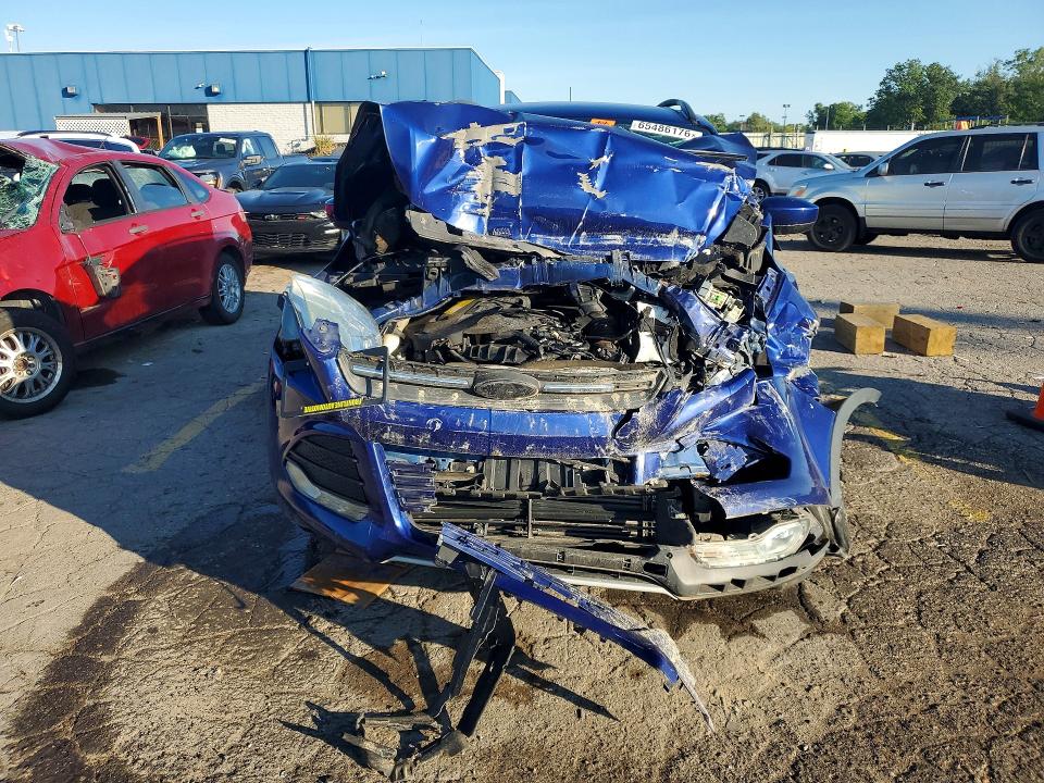 Photo 5 from auction – 2016 FORD ESCAPE with VIN 1FMCU9GX1GUA93828