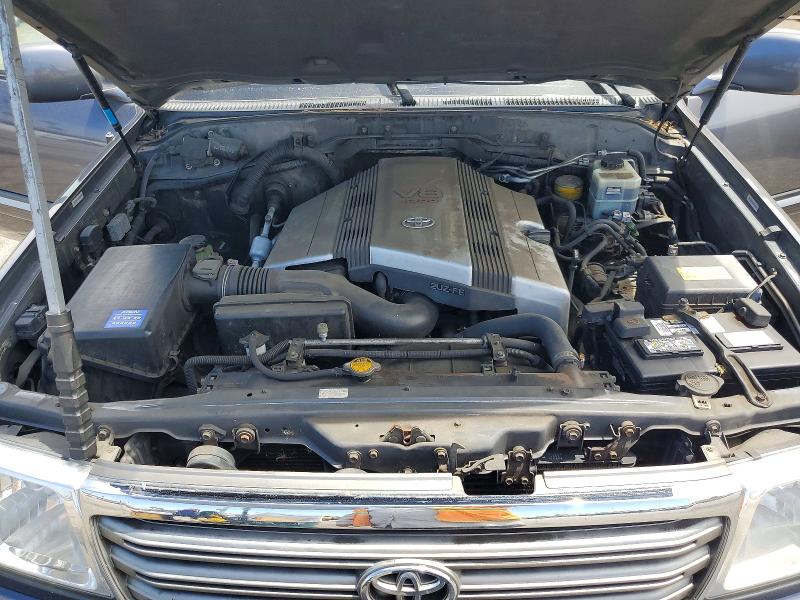 Photo 12 from auction – 2004 TOYOTA LAND CRUISER with VIN JTEHT05J942063034