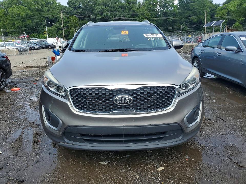 Снимка 5 от търг – 2018 KIA SORENTO с VIN 5XYPG4A50JG367651