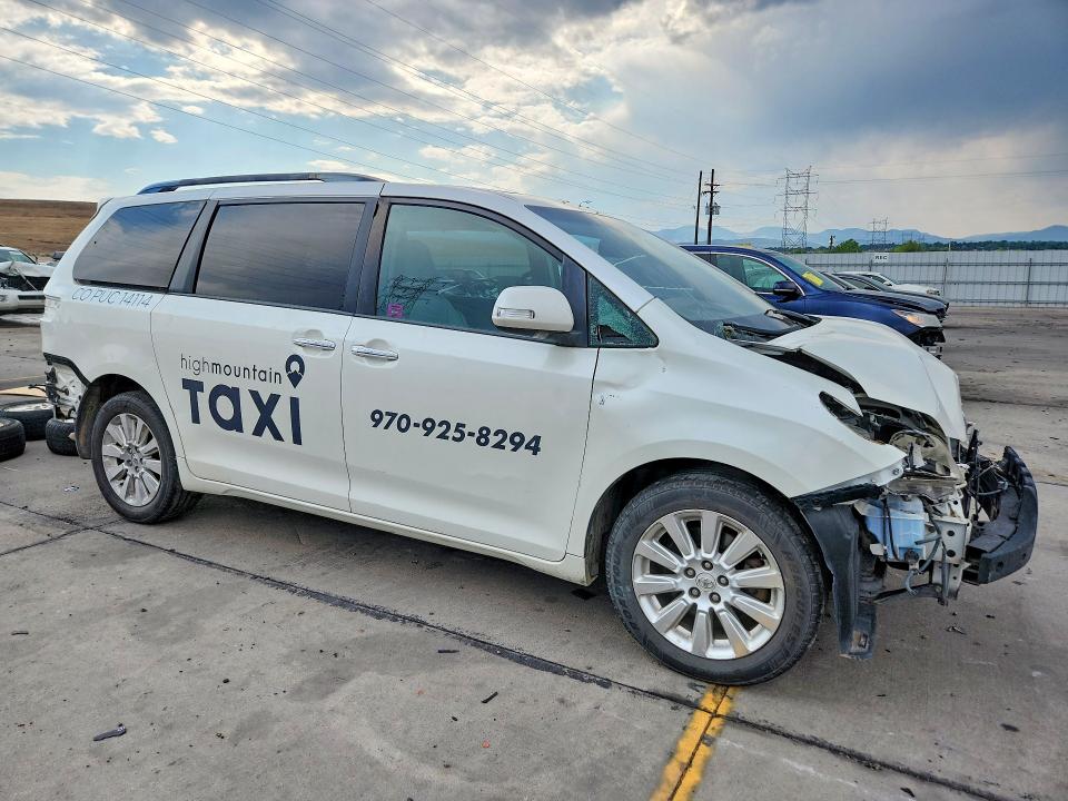 Photo 4 from auction – 2016 TOYOTA SIENNA with VIN 5TDDK3DC7GS136747