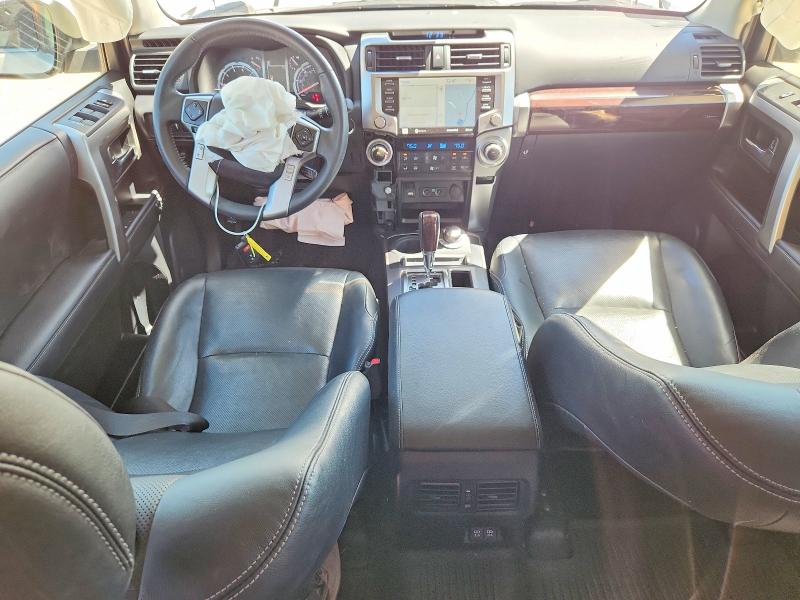 Photo 8 from auction – 2020 TOYOTA 4RUNNER with VIN JTEBU5JR5L5830368