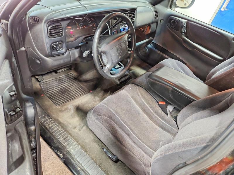 Снимка 8 от търг – 2000 DODGE DAKOTA с VIN 1B7GG22X3YS581509