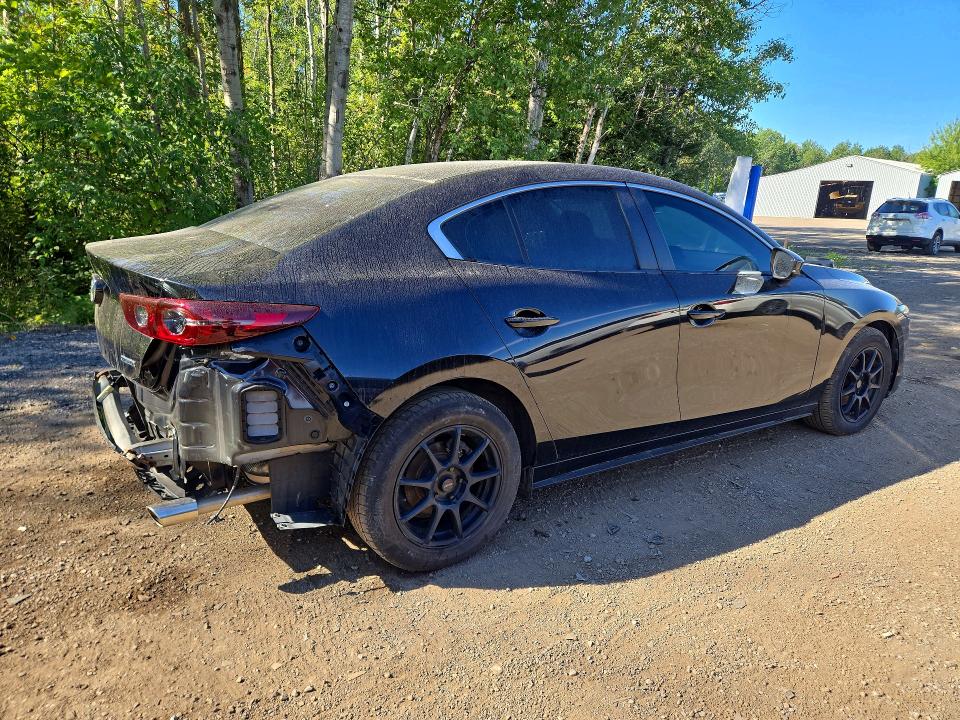 Photo 3 from auction – 2019 MAZDA 3 with VIN JM1BPAB75K1119972