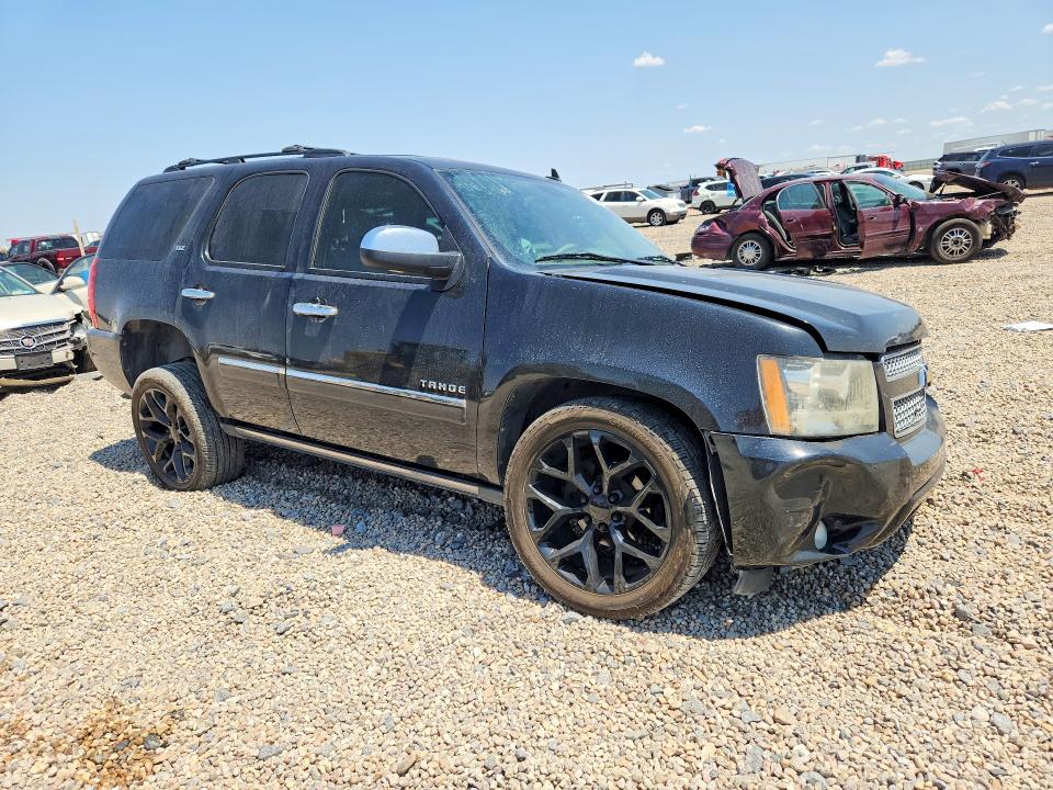 Photo 4 from auction – 2011 CHEVROLET TAHOE with VIN 1GNSCCE04BR354944