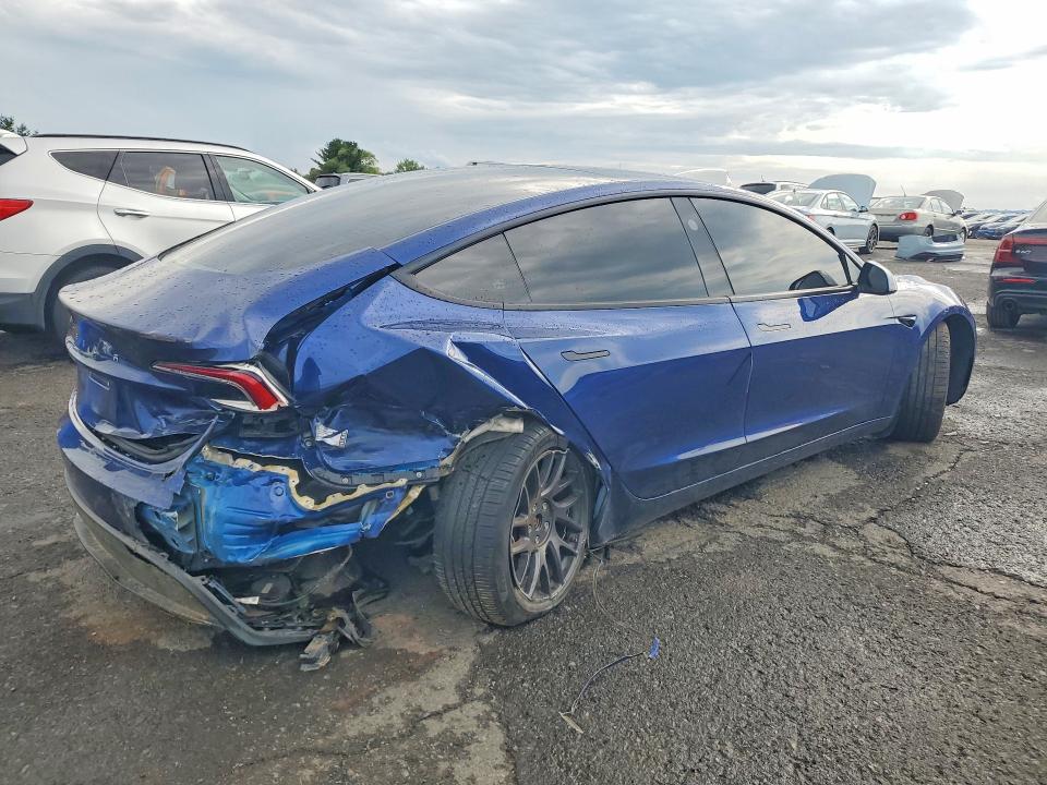Photo 3 from auction – 2025 TESLA MODEL 3 with VIN 5YJ3E1EA2SF973973