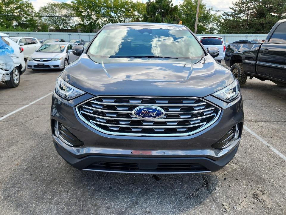 Photo 5 from auction – 2019 FORD EDGE with VIN 2FMPK3J94KBC45579