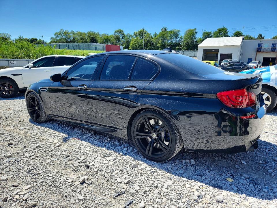 Photo 2 from auction – 2013 BMW M5 with VIN WBSFV9C54DD096293