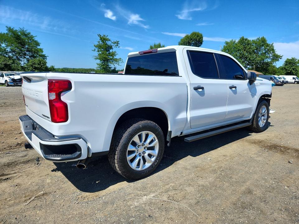 Photo 3 from auction – 2021 CHEVROLET SILVERADO with VIN 1GCPYBEH0MZ170653
