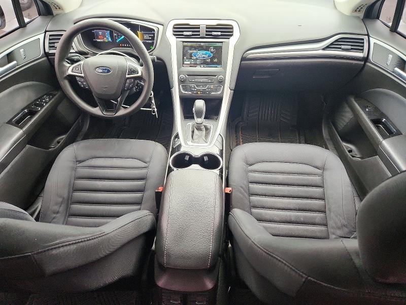 Photo 8 from auction – 2016 FORD FUSION with VIN 3FA6P0LU7GR404868